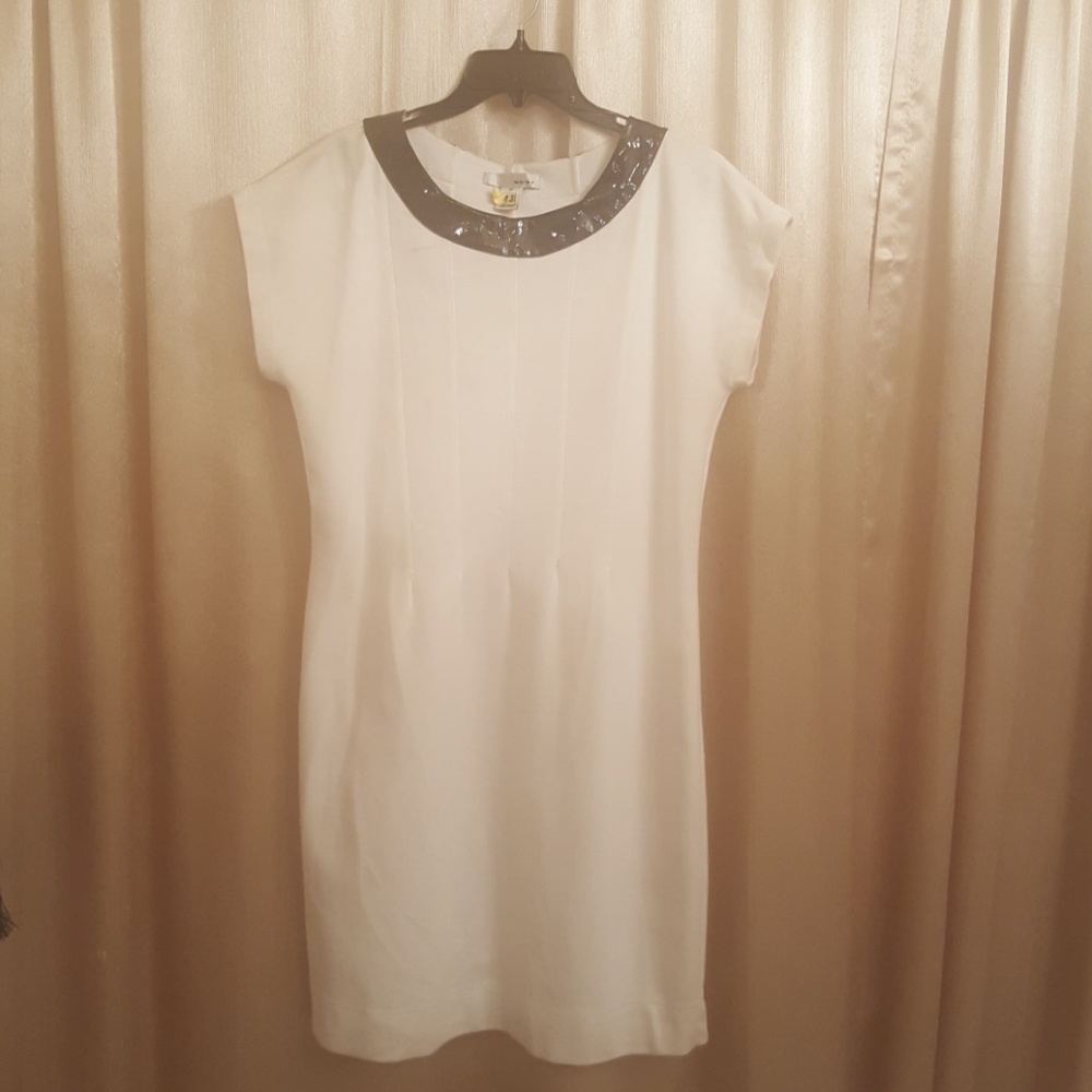 Size 14 white dress w/ patent leather trim collar